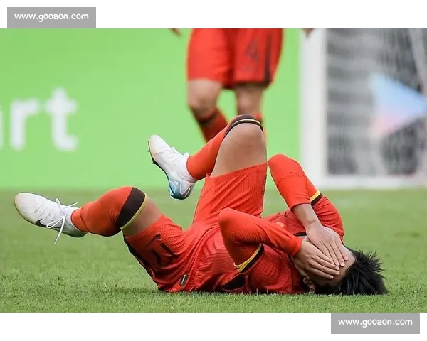 尴尬!前国脚之子留洋三年 0 球 0 助攻,回国无人问津转行娱乐圈